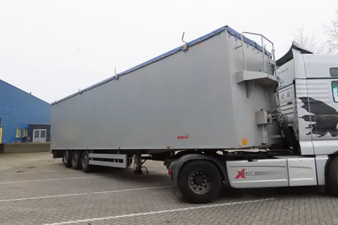 Benalu 90m3 m (2x pallets wide) Saf axels. Top state!